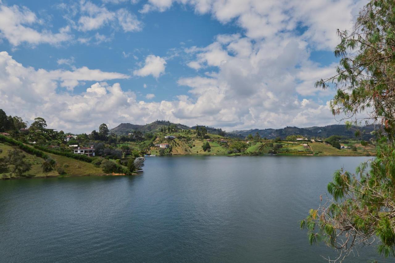 La Pausa Hotelbistro Guatape Ngoại thất bức ảnh