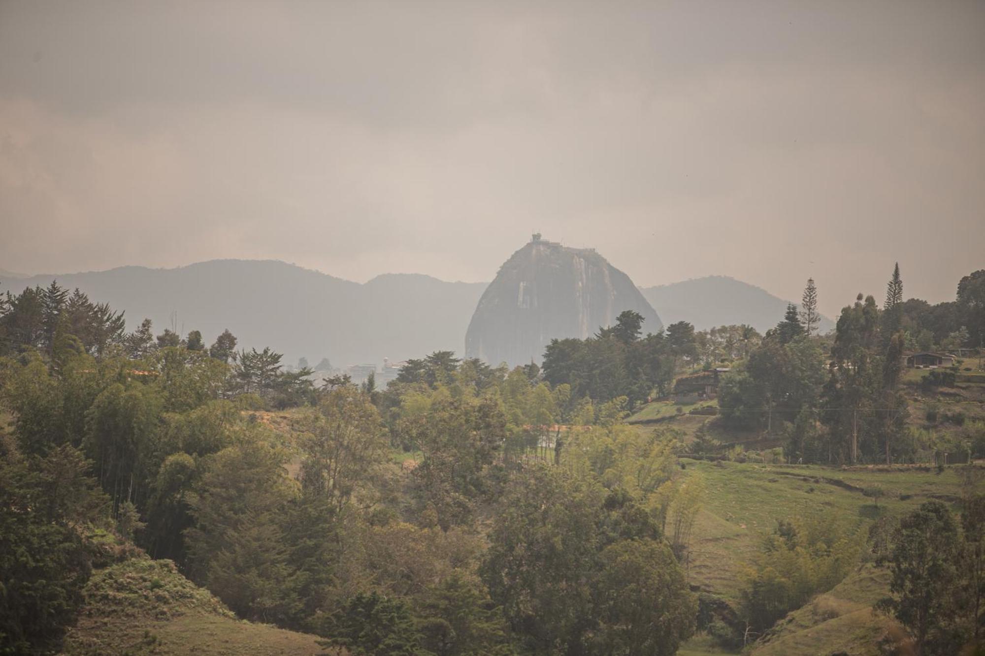 La Pausa Hotelbistro Guatape Ngoại thất bức ảnh