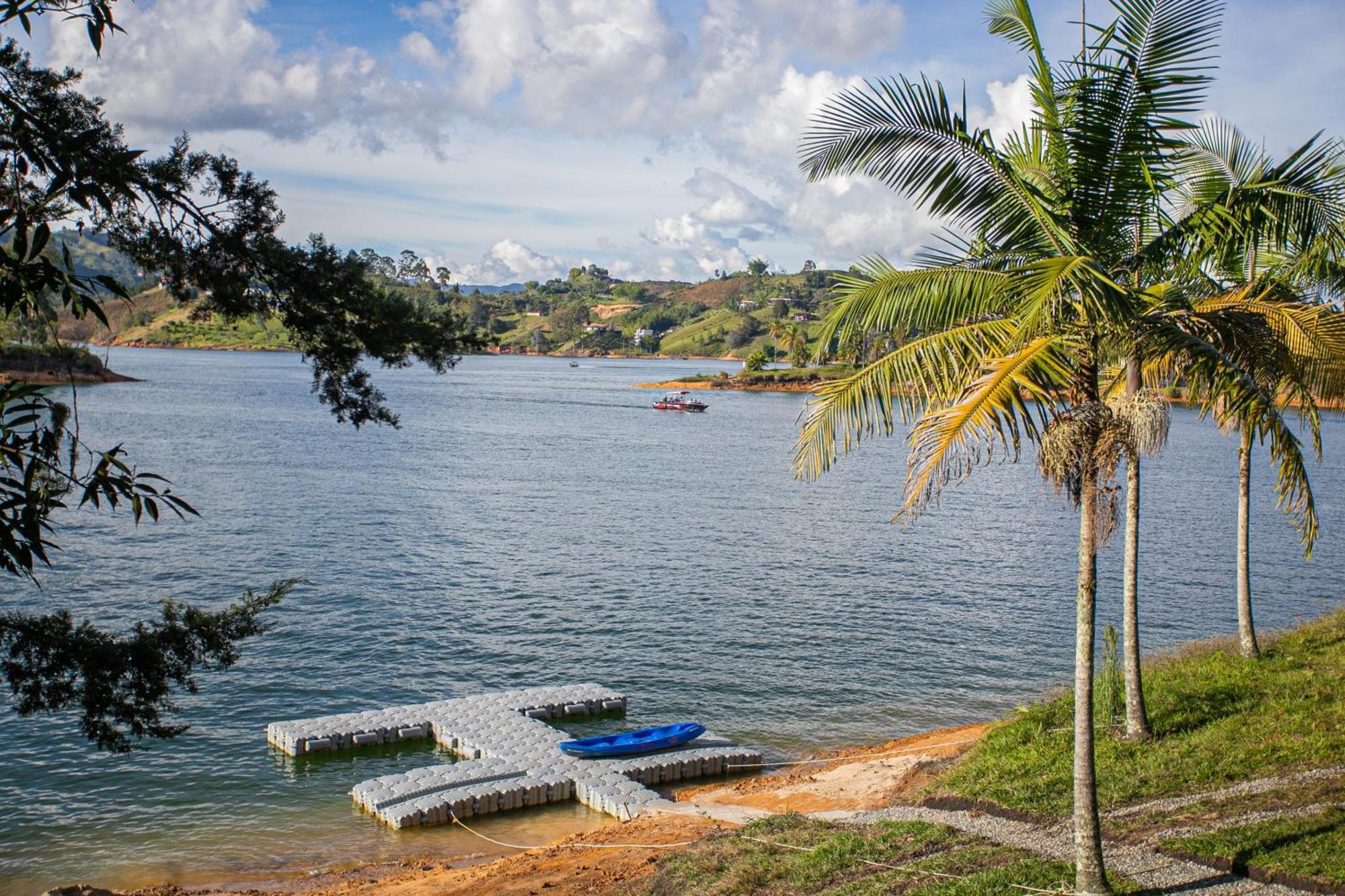 La Pausa Hotelbistro Guatape Ngoại thất bức ảnh